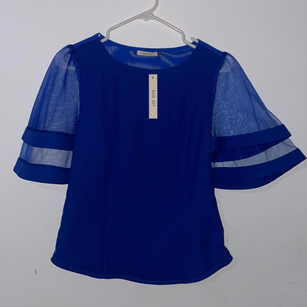 Blouse with bell sleeves